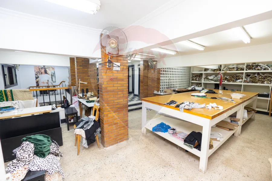 Factory for sale 240 m Camp Shizar (Abdel Moneim Sanad St.)