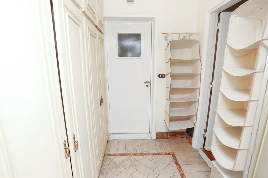 شقة للايجار مفروش 350 م الحي اللاتيني (متفرع من ش فؤاد)