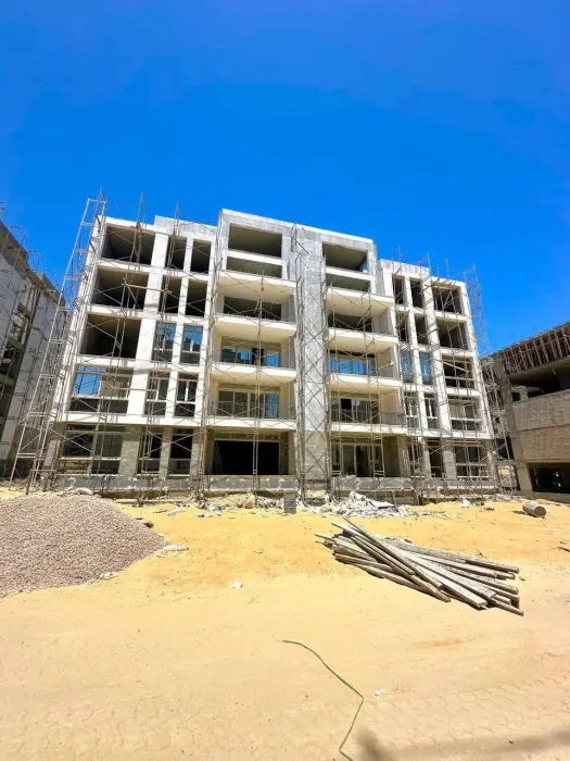 شالية للبيع أرضى بجاردن (مارينا 8 ) 148م+ 98م جاردن