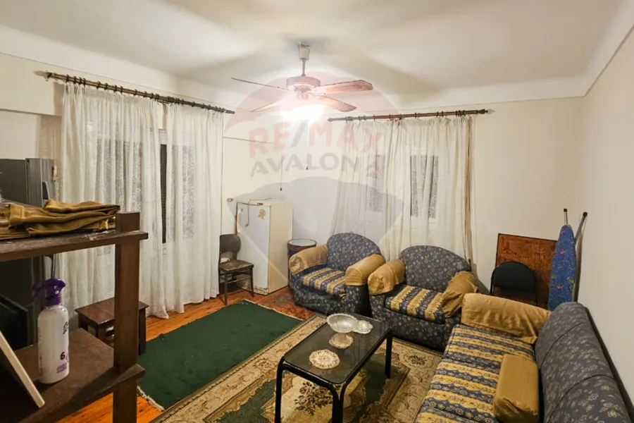 شقة للايجار المفروش 140 م سموحة (ش مصطفي كامل)