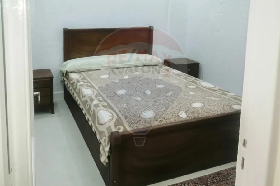 شقة بيع 160 م العجمي (ش النخيل)