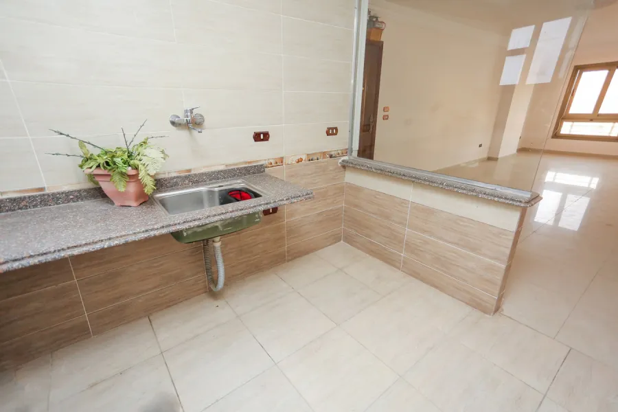 شقة للبيع أو الإيجار 130م سيدي جابر