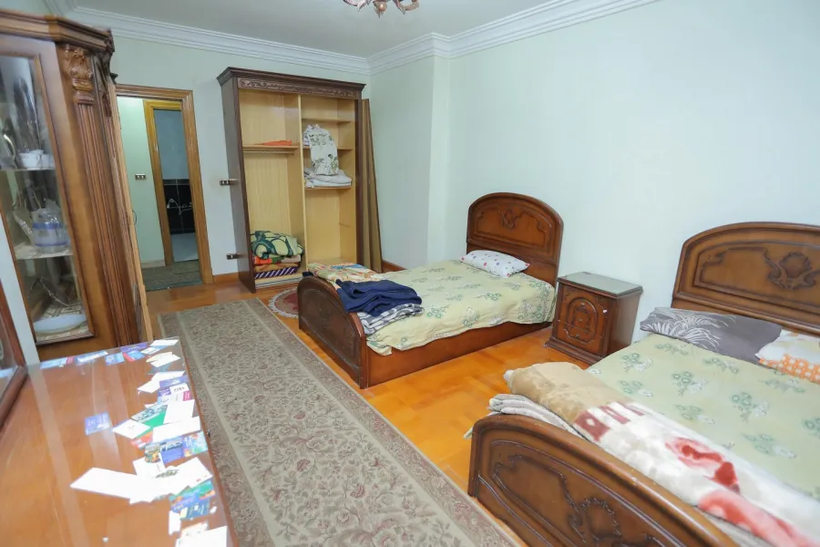 Apartment for sale 273m Laurent (Tram St.)