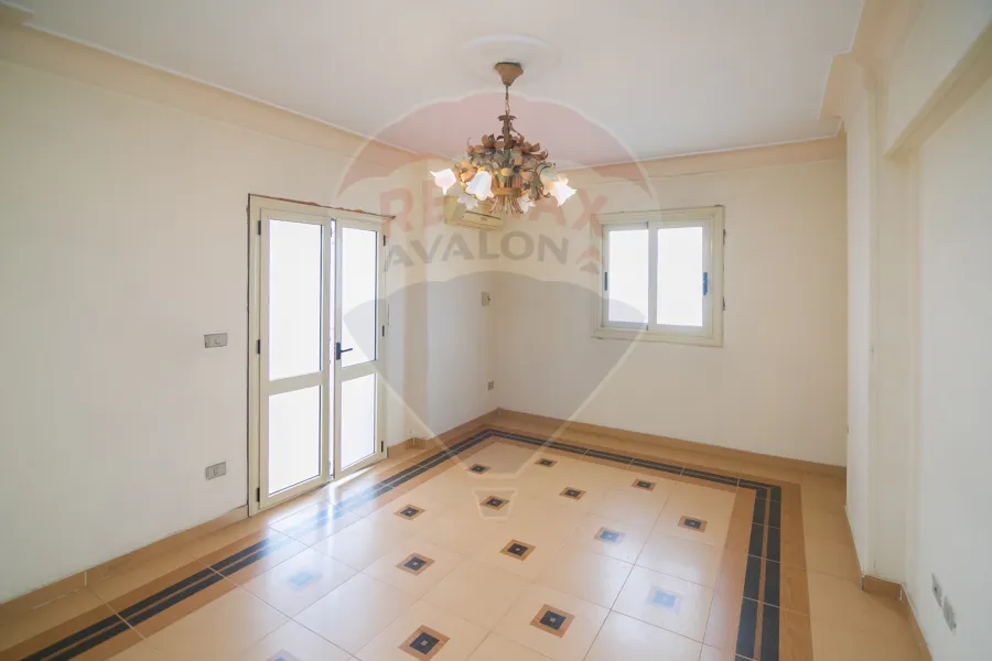 شقة للبيع 150 م العصافرة  (ش جمال عبد الناصر - خلف أسواق الشريف)