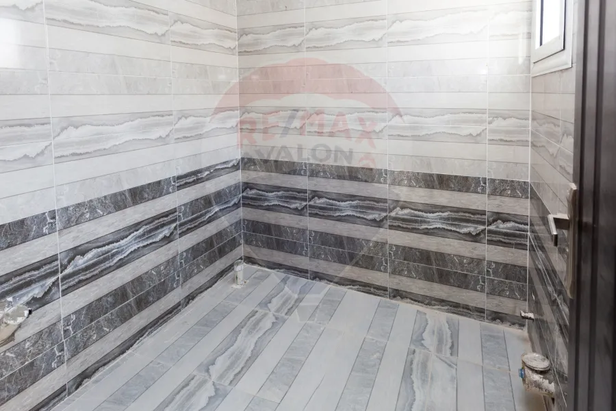 فيلا تاون هاوس للإيجار840 م الكينج مريوط (تقسيم البحر المتوسط)