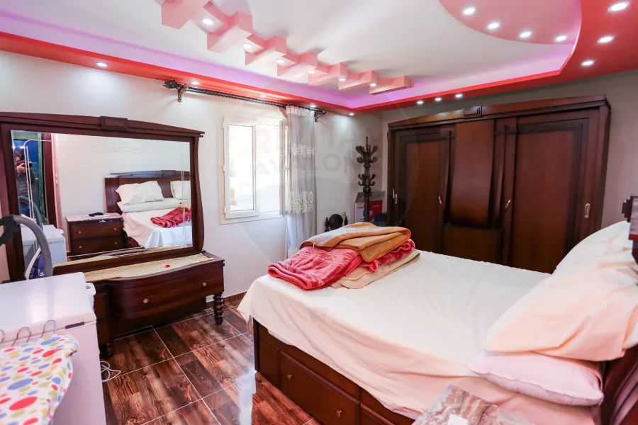 شقة للبيع 140 م جناكليس (متفرع من شارع مرتضى )