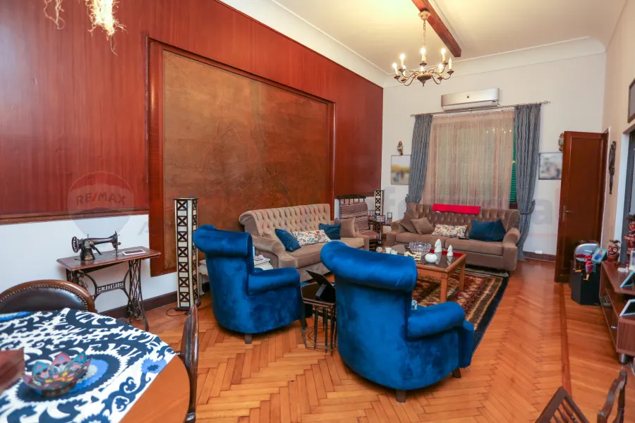 Residential/administrative apartment for rent 250 m El-Attarin (Hussein Hegazy St.)