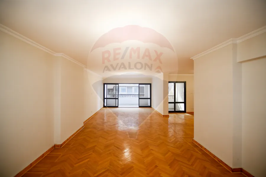 شقة للبيع  310 م صافي الحي اللاتيني ( ش فؤاد - عمارة براند)