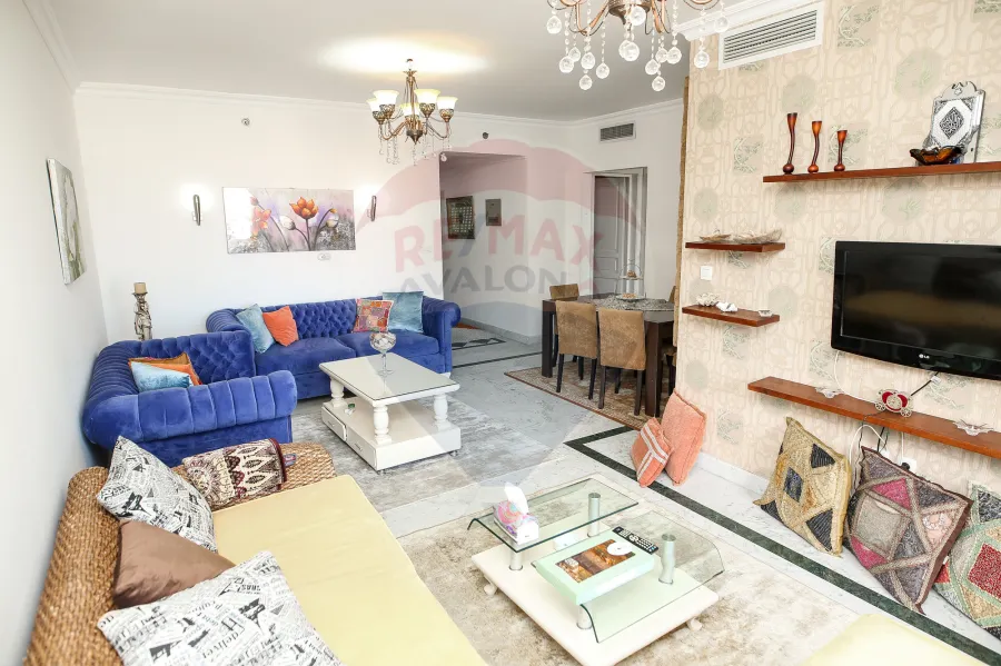 شقة للإيجار المفروش 136 م سان ستيفانو (الفورسيزونز)