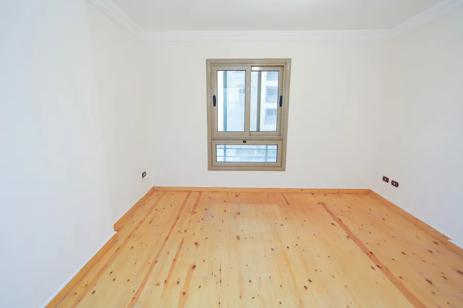 شقة للبيع أو الإيجار 130م سيدي جابر