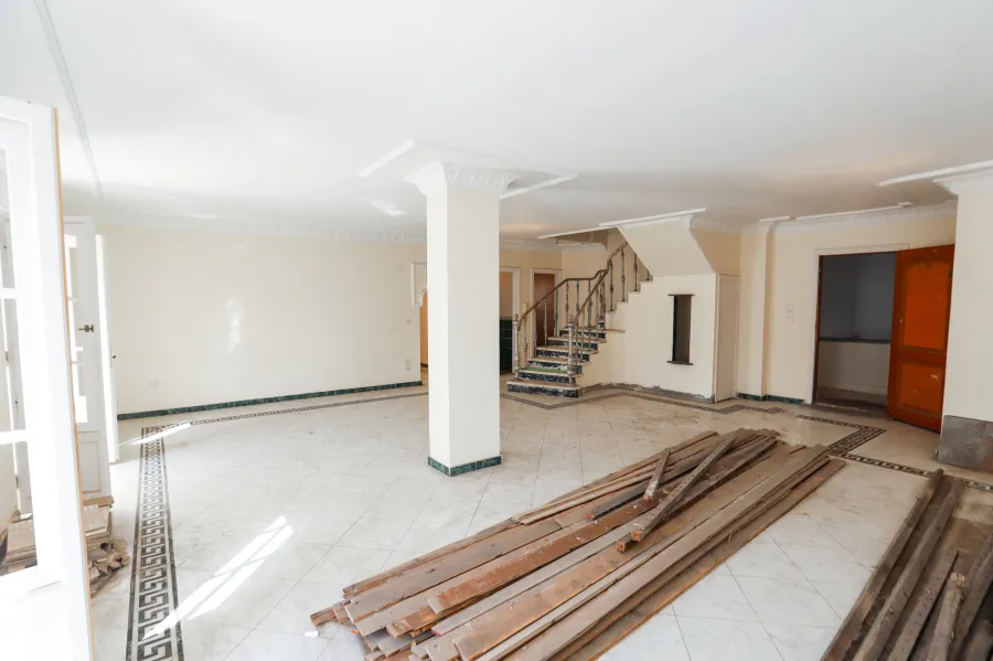 شقة دوبلكس للبيع 440 م العصافرة ( ش جمال عبد الناصر )