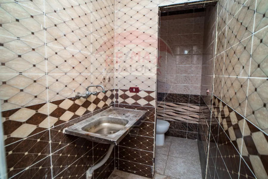 Administrative office for sale 40 m Victoria (Gamal Abdel nasser St.)