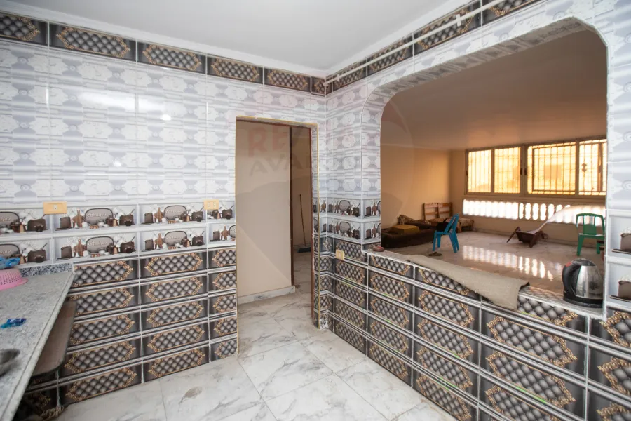 شقة للبيع 150 م كامب شيزار (شارع المكتبات)