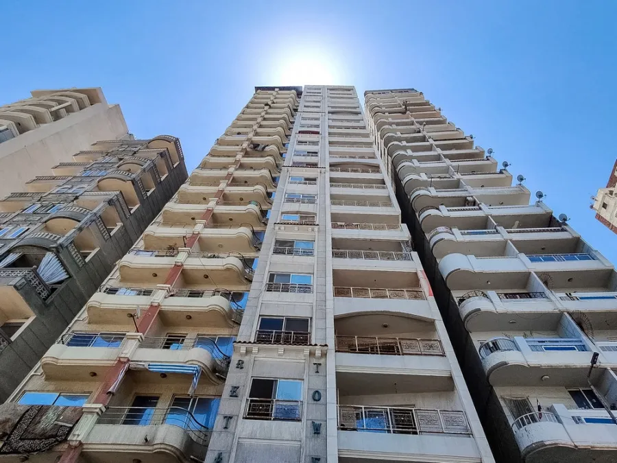 Apartment For Sale 220m El-Montaza (Malk Hafney St. - Infront Of Elmontaza Gardens)