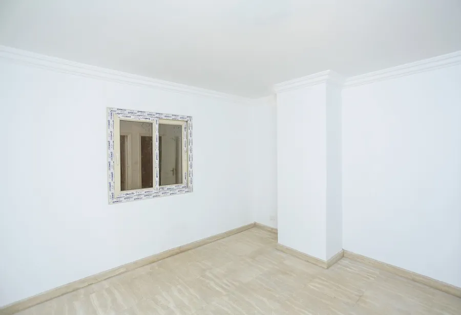 Apartment For Sale 210m Camp-chizar (Steps From University Bridge)