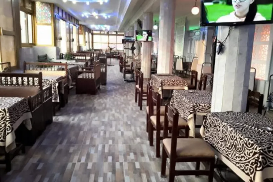 فندق و مطعم للبيع 1070م القاهرة (الحسين)