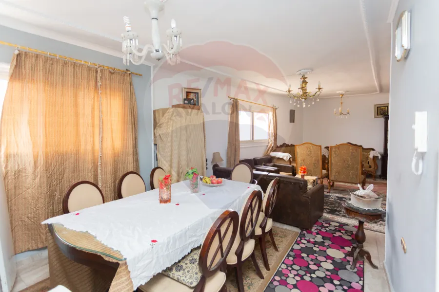 Apartment for sale 175 m Louran (Directly on the sea)