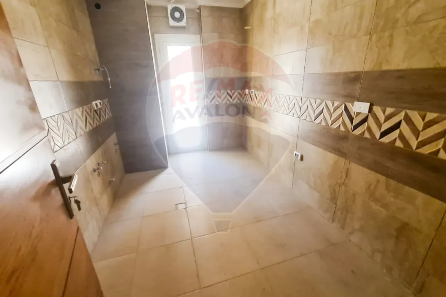 شقة للبيع 198م (صواري - السعودية المصرية)