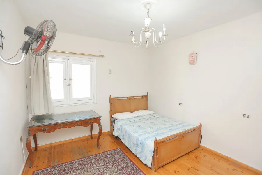 شقة للبيع 261م رشدي - على الترام مباشرة