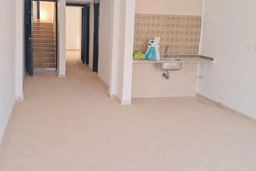 شالية للبيع (امارتس هايتس) 100 م