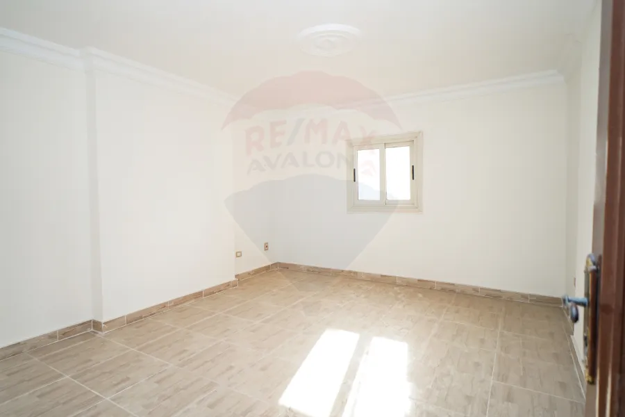 Apartment for sale 180 m AlIbrahimiah (infront of sporting club)