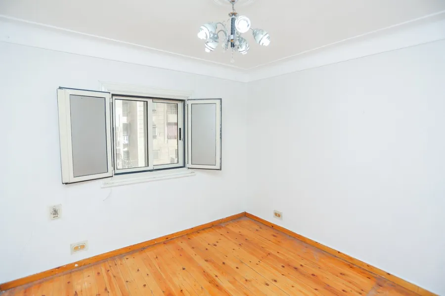 Apartment For Sale 140m Sedi Gaber (El-Mousher St.)