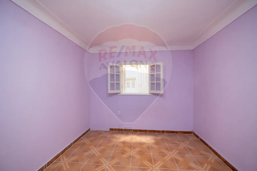 Apartment For rent 150 m Al-Hadara (Galal El-Din El-Desouky st.)