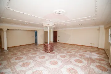 شقة للبيع 200 م سبورتنج (ش طيبة)