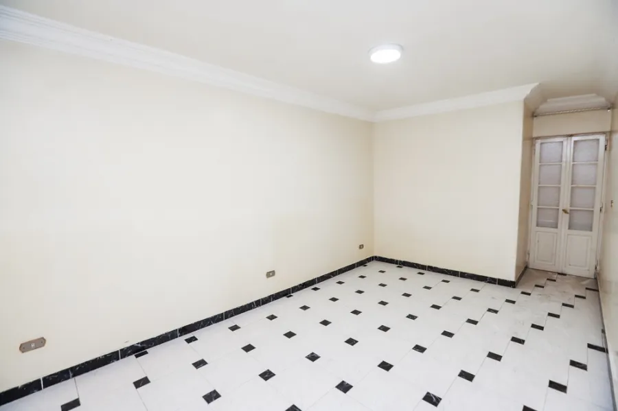 Apartment For Sale 155m Sidi Beshr (Khaled Ibn El-Waleed St. Near To Hilton Cornich Hotel)