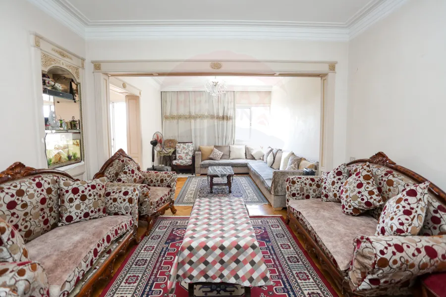 Apartment for sale 170 m Mostafa Kamel (directly on the tram)