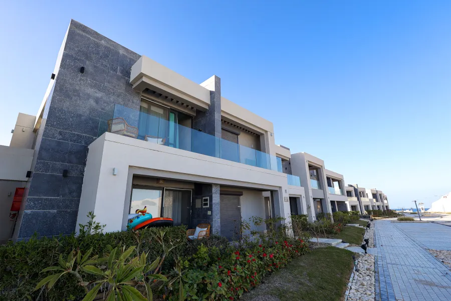 Villa for sale in Ras Al-Hikma (La Vista) - 220 m