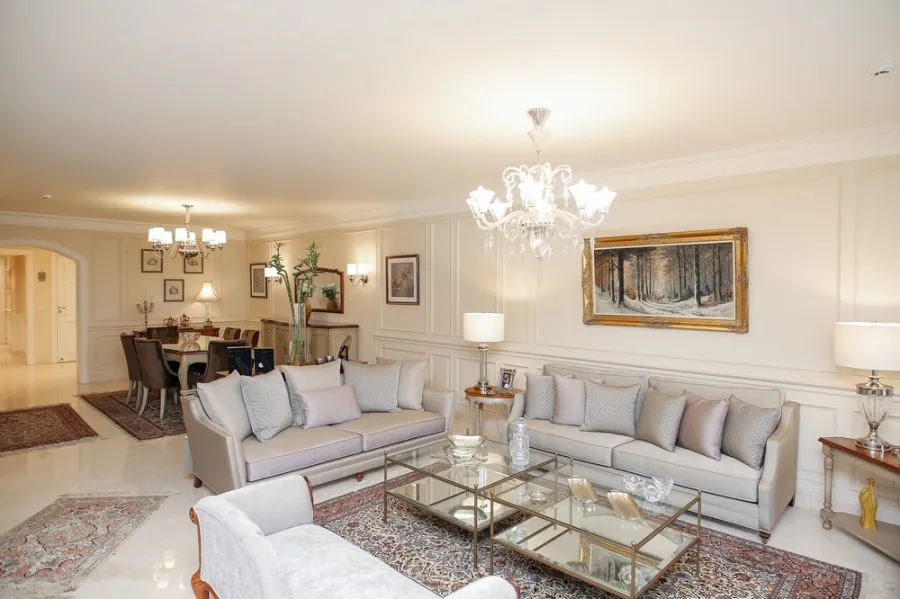 شقة فاخرة للبيع 275م كفر عبده ( ش كفر عبده الرئيسي )