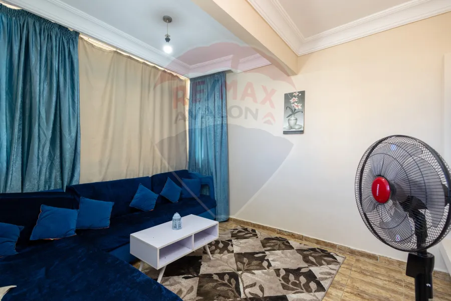 شقة للبيع 130 م  ستانلي (ش احمد فؤاد درويش)