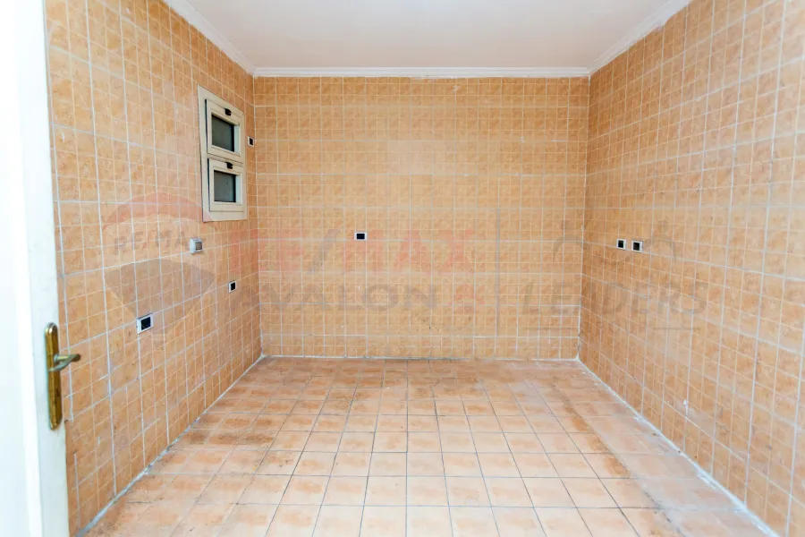 Apartment for sale 192 m Louran (on the sea)