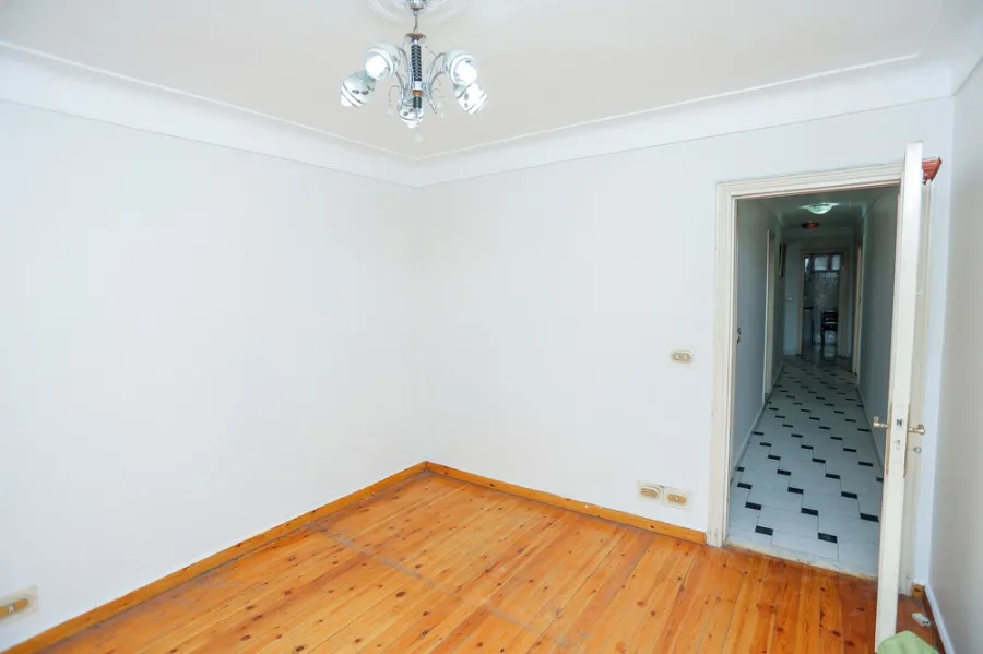 Apartment For Sale 140m Sedi Gaber (El-Mousher St.)