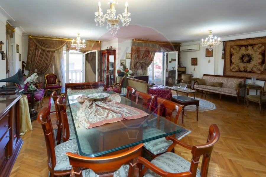 Apartment for sale 240 m Glim (Abdel Salam Arif St.)