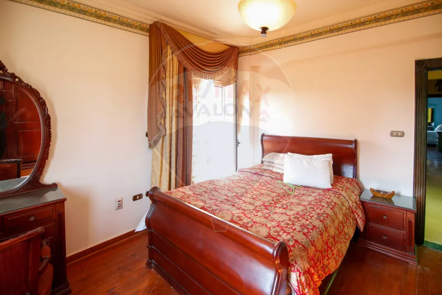 Villa for sale 1,650 m King Mariout (106 st)