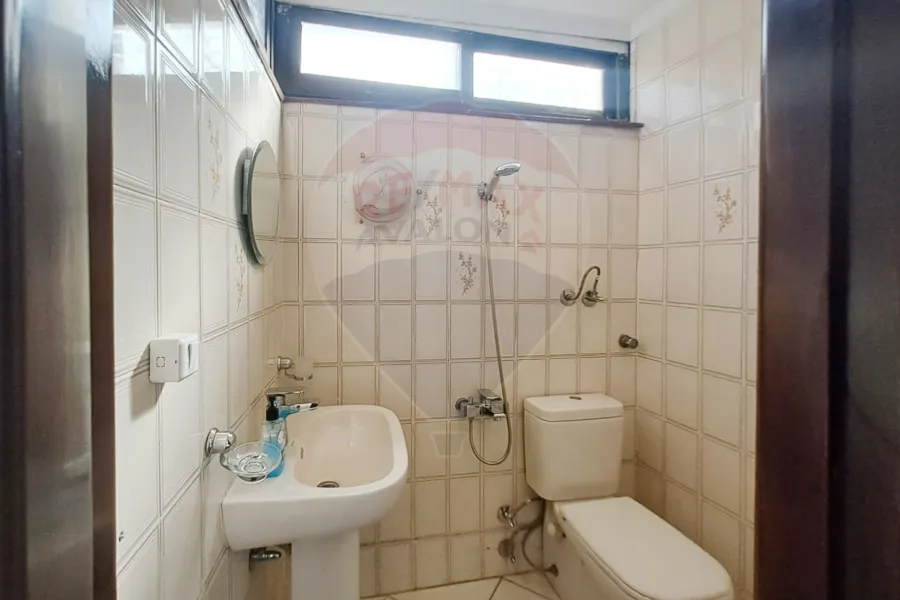 شقة للبيع 200 م سموحة (ش 302)