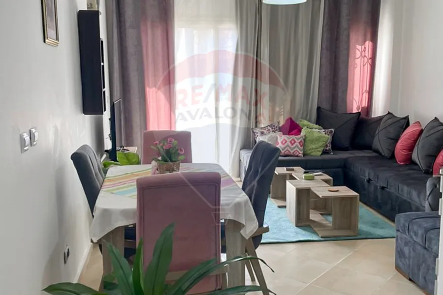 شاليه للبيع (إمارتس هايتس - رأس الحكمة) 100 م + 25 م جاردن