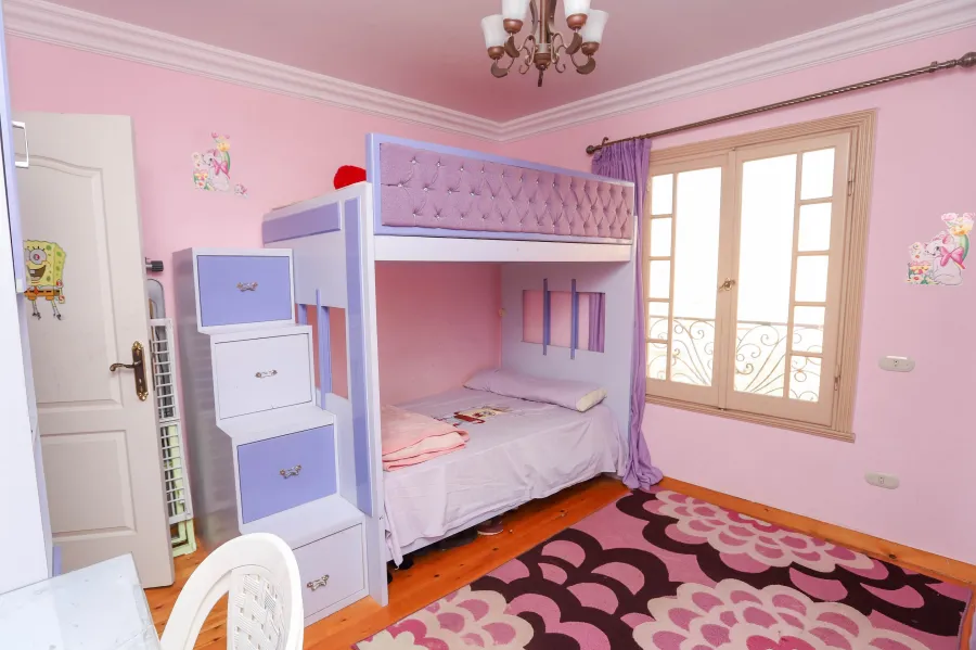 شقة للبيع 155م جناكليس -ش عبدالمنعم الدليل