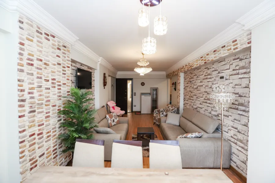 شقة للايجار مفروش 130 م سموحة (شارع 20