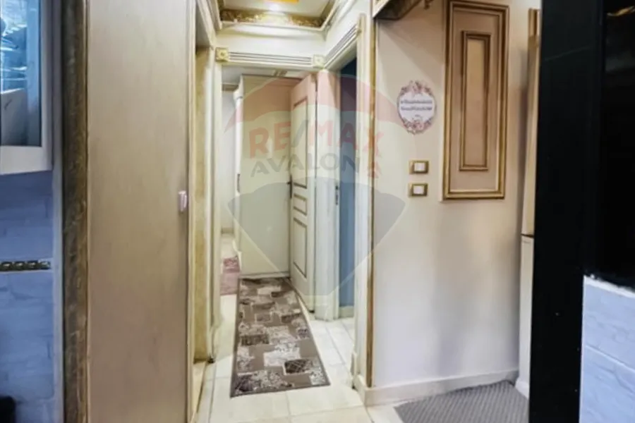 شقة للبيع  135م محرم بك (ش أحمد فايد)