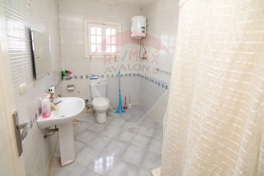 شاليه للبيع (مارينا جاردنز) 156 م