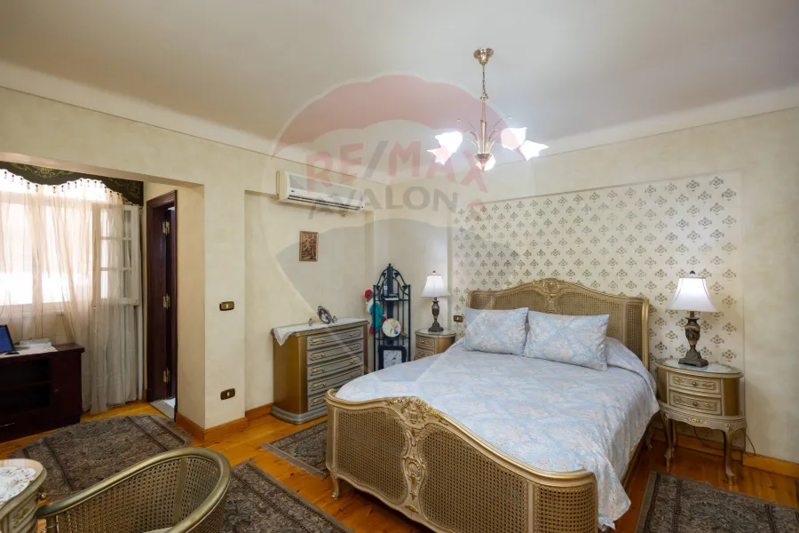 Apartment for rent 305 m Smouha (villa area)