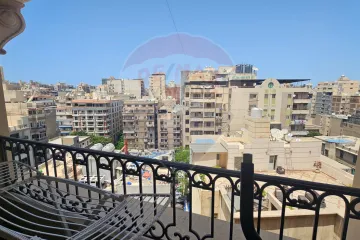 شقة للبيع 155 م رشدي (امام كبروسيز مول - عماره براند)