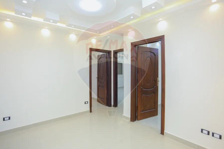 Apartment for sale 216 m Miami (Mohamed Awad St.)