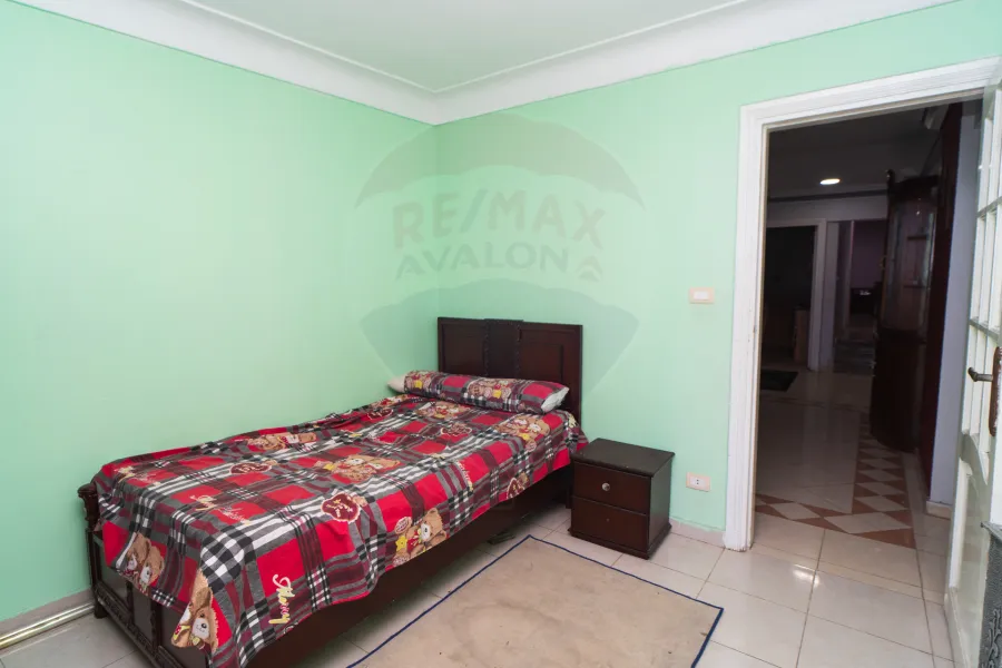 Apartment for sale 135 m Mandara (directly on the sea)