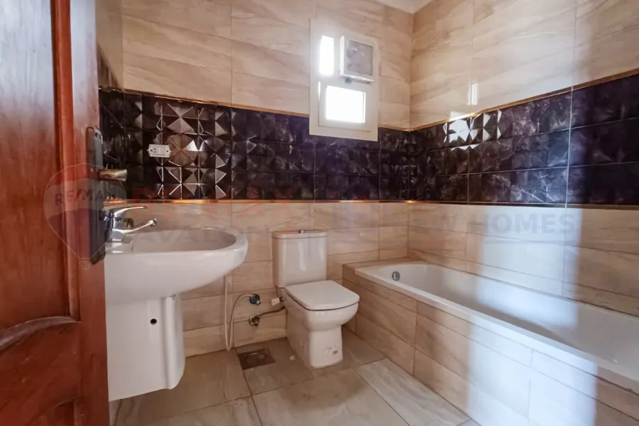 Apartment for sale 210 m Kafr Abdo (Al-Ismailia St.)