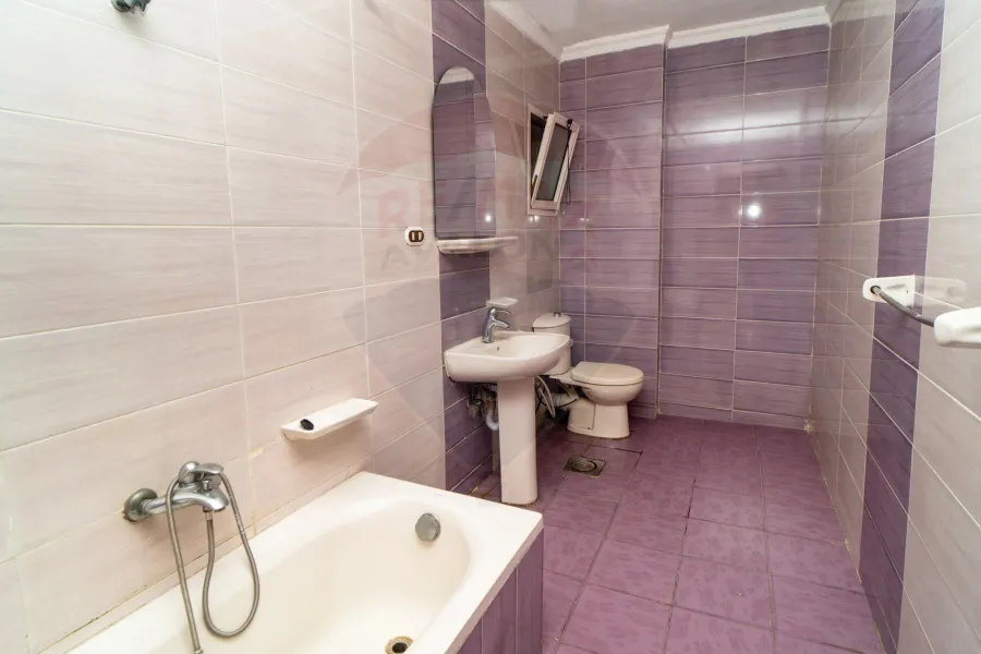 Administrative Apartment for Rent 100 m Asafra (Gamal Abdel Nasser St.)