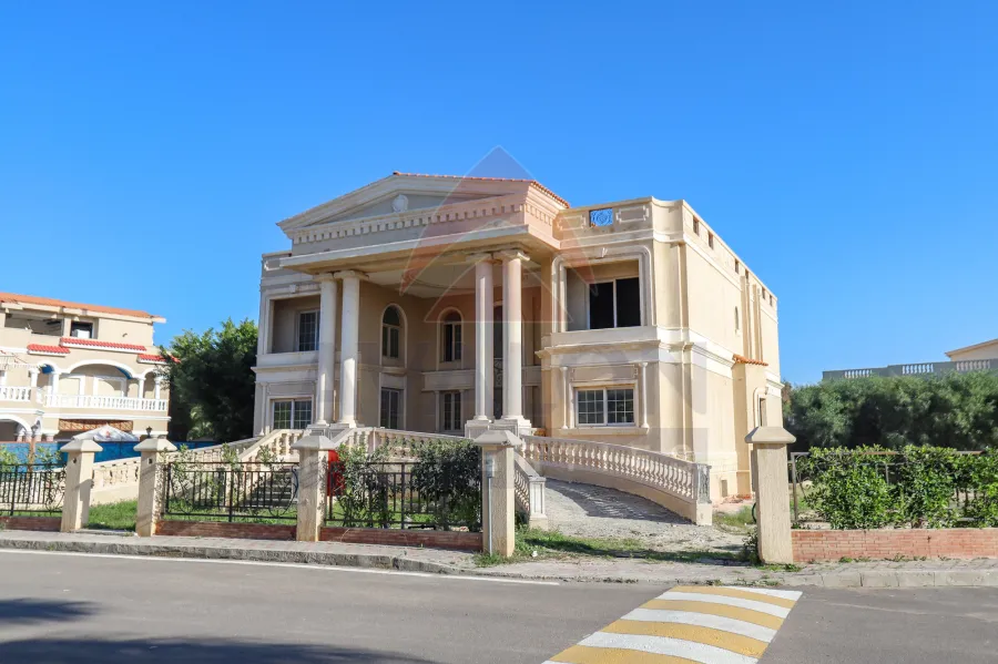 قصر للبيع 1,667 م  كينج مريوط - (كومباوند العروبة رويال)